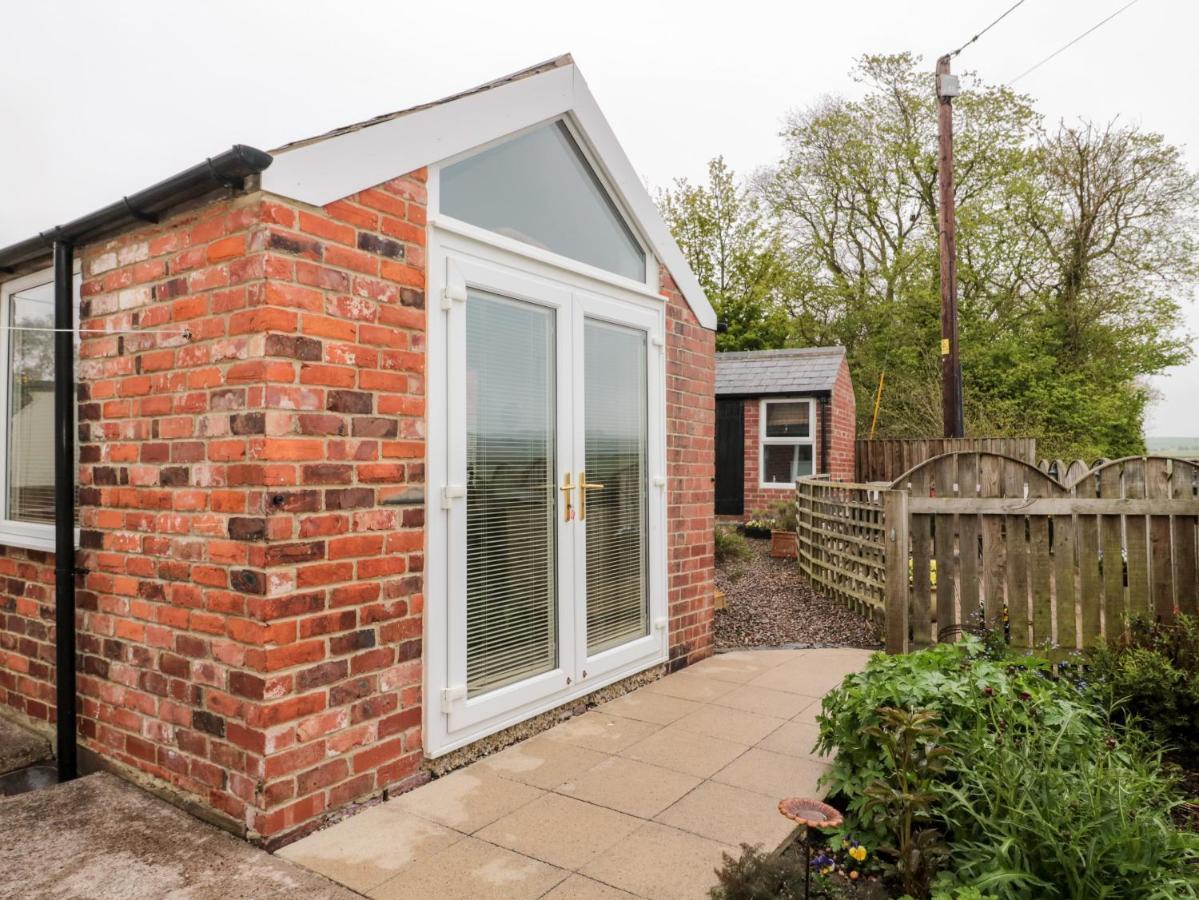 St Cuthbert'S Cottage Beal Buitenkant foto